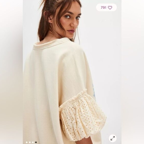NWT ❤️‍🩹 Free People Doily Eyelet Heart Lace Oversized Sweatshirt Top Sz. XS - Picture 8 of 9